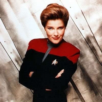 Avid Star Trek Voyager Fan 😜 #makejccanon, J/C Shipper, Janeway is my Captain 🤩 Mom of 2. Jewish, Wife. Teacher 🇮🇱.
Breathlesstascha on AO3. 🖖