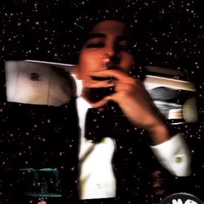 chhitcloser's profile picture. Tired life is endless ❤️