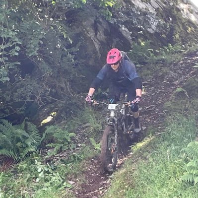 Mental health nurse, love mountain biking and outdoors my family and my dogs