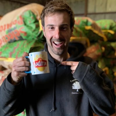 👨‍🌾-Tenant Fenland Farmer 🌾-Explaining how we grow crops on the farm 📸-Educational videos, pictures and reels 👨🏻‍🏫 -School talks 🥔-Potatoes 🎥-YouTube