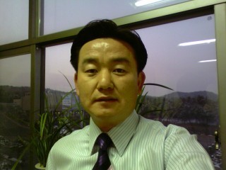 배재대학교 정치언론학과 교수,,
[좌우를 넘는 공감의 정치]저자입니다^^