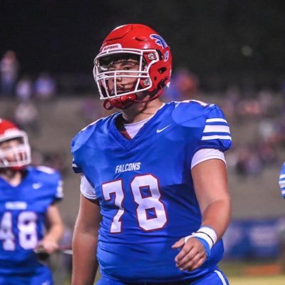 Lincoln County High School 25’| OL | 6’6 | 290 2025|GPA: 3.8 | 📞: 9318023711 | ✉️: willwagg28@icloud.com