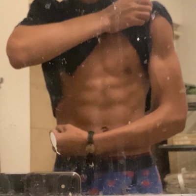 TradingNudes131's profile picture. 19 | trading nudes | im a dude | big dick | dm me | six inches on soft