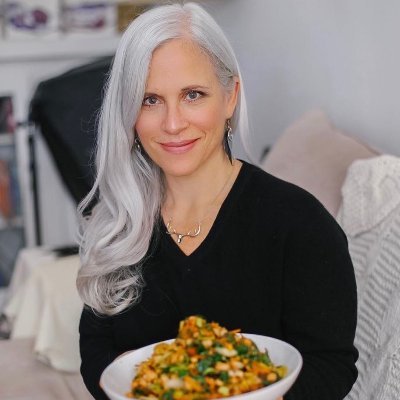 I'm here for the FREEDOM. 
Chef, Artist, Food & Nutrition Expert, and Author of Return to Food. former Alberta Director Children's Health Defense Canada.