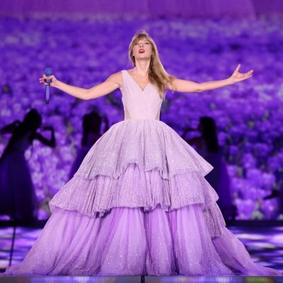 Ella1466326's profile picture. i just repost shit and post a little