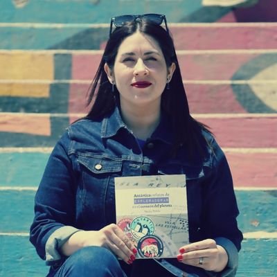 Periodista. Autora de Antártica: relatos de exploradoras en el corazón del planeta. Vpdta. @achipec | Hoy en @MilenioBASE | Aquí, opiniones personales