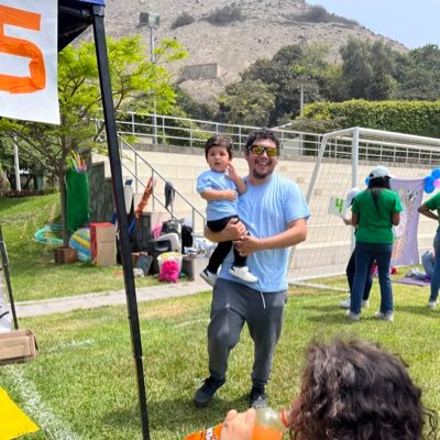 FredyPeraltaV's profile picture. De mayo igual que Lolo. Beatles y Rock. La camiseta ante todo. Recuerdos que van a quedar. 17.11.19 - 21.12.21 - 13.03.23