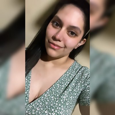 PiaRobalino's profile picture. not a morning person