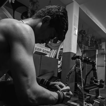 suraj__shaw's profile picture. An Internet Extrovert 😃 
Passionate Frontend Developer 🌐 
Crafting pixel-perfect web experiences
HTML, CSS , React 
#Football  #Cricket  #Art #Tech #Games