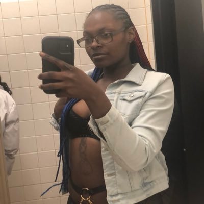 NSFW 🔞+ NO MEET UPS 🙅🏾‍♀️🚫| 👻 @hemoansnique| Content Creator|Findom| BDSM⛓️. I love nature 🌳☀️ Pm for Menu| Camsessions always available 😉