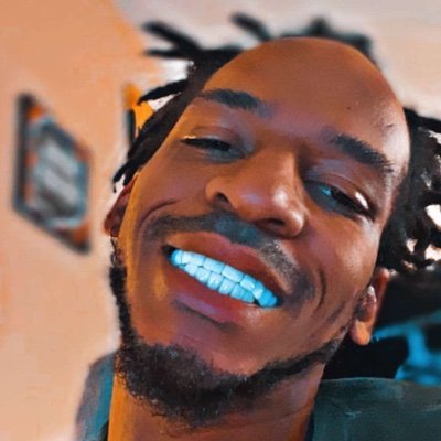 Texas Hippie 🤘🏾 ♻️ DM For all booking or featureshttps://youtu.be/gdVf-EFycjkLP