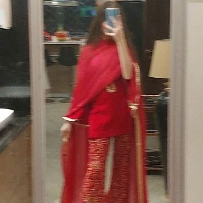 Moody😒 #Dimple Girl♥️Cricket Lover😍😌Bio Meri fvrt h itna kafi hai yrr🤷‍♀️💅♥️