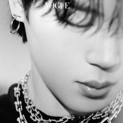 I write (sometimes lol) fics and love fanart / OT7 / RPF / 🔞 / 🏳️🌈 / Minors dni! / I rt a LOT / Adultmy / Alt @notmuchwrites