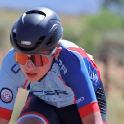 14 year old cyclist for C2R on the road and track with the goal of riding the TdF
https://t.co/nzB5UO5XIR