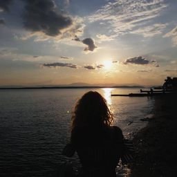 Theppa954500's profile picture. 