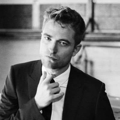 S_i3Z's profile picture. سأكتفي بك حُلمًا، فواقعك ليس لي