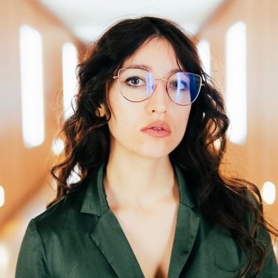 Lisa Bretzner Profile