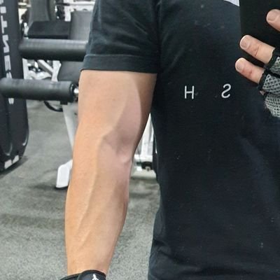 areazadizan's profile picture. I'm so proud of my life