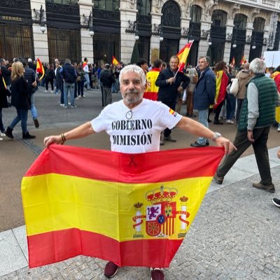 soy anti progresista, soy anticomunista,soy patriota,soy de derechas.Despierta España,que la izq no te engañe. Sánchez: canalla,miserable,ruin,despreciable