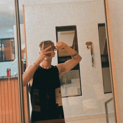 Muryokushogojo's profile picture. só besteira véi