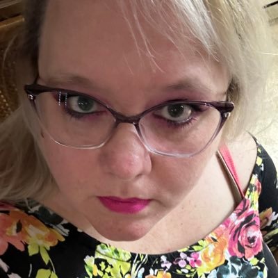 thinkgeek23's profile picture. Computer System Specialist - Known as The Computer Goddess...and #thekrewe member!!!