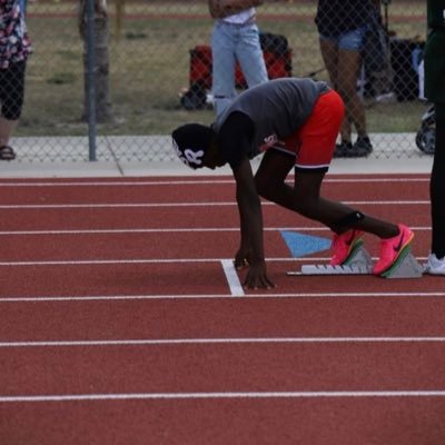 Omaree Baptiste | Class of 26 | Athlete| 5’7| 400m 51.52| omareejbaptiste@icloud.com✉️| EASTRIVER HS