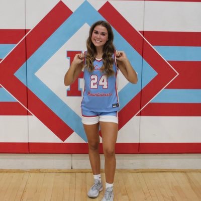 5’8 | Heritage High School 27’ | Maryville TN | Sg,Pg | East Tn ms all star game MVP | ⚽️ USA North | Center back | ESPN Disney Worlds Champs |