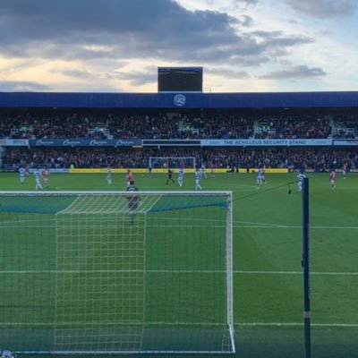 Husband, Father and @QPR Live life and enjoy it!! Lower Loft season ticket holder with the little man. Get to as many @rocks1883 games as we can too.