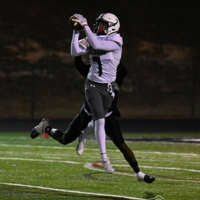 Playmaker at Riverbend Highschool (Va) /#WR / #DB /6,1 180lbs / co2025 / phone#540-216-1378 / NCAA ID: 2302779563