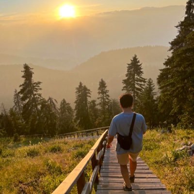 ascisan's profile picture. Türk | Tıp Doktoru | İç Hastalıkları | Evrimsel Biyoloji | Botanik | Odyofil | Anime-Manga | トルコ人 | 医者 | 内科 | 進化生物学 | 植物科学 | オーディオマニア | アニメ マンガ