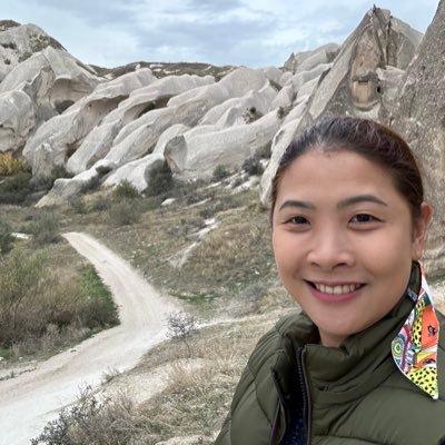 liloleialoha's profile picture. a fan of enthusiasm and sarcasm.