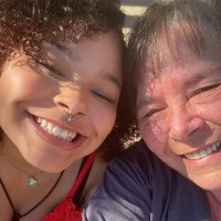 Amanda Decker (@mama_2_bears) 's Twitter Profile