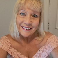 Julie H (@julie820328) 's Twitter Profile