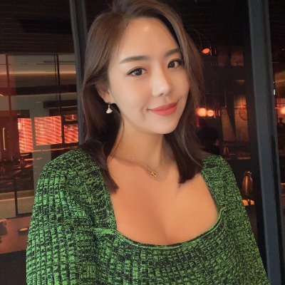 Yang107918's profile picture. 