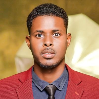 I am a young Somali journalist who provides accurate and non-fiction information to the public, so that people know the truth about Somalia and the world.