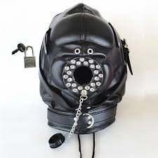 neuronneutral's profile picture. Submissive beta male. Many established interests/kinks, keen to explore the whole gaslighting, trauma and toxic relationship thing