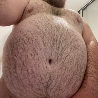Growing gainer/feedee looking for all kinds of fattening fun! Happy to eat something for you, send me a treat 🐽😛 https://t.co/XE3GUmsybB