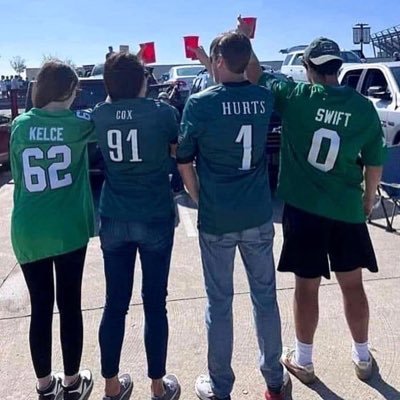 jellyphart's profile picture. NASCAR & NFL & NYSE | Fast Cars, Fast Horses, Fast Money, Fast Women 😇