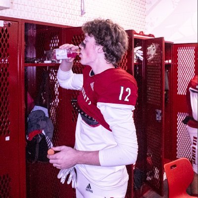 Benilde-St Margaret's - 2025 6'4 215 Pass Catcher - 3.97 GPA - 3 sport athlete - lukeguggenberger@gmail.com / 612-346-2905 / NCAA ID: 2402222513