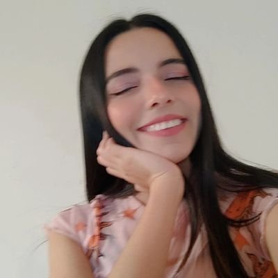 insta: genparraga
tiktok: genelizabethp