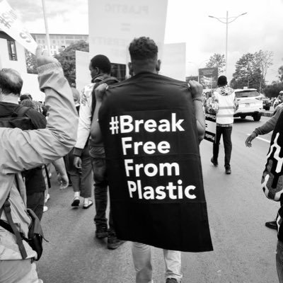 Join the global movement working to end plastic pollution through LONG TERM systemic changes and REAL solutions. 🌏🙌🏽✨ #BreakFreeFromPlastic