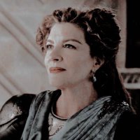  𝑸͟𝑼͟𝑬͟𝑬͟𝑵͟ 𝐅𝐑𝐈𝐆𝐆𝐀. (@queenshrts) 's Twitter Profile