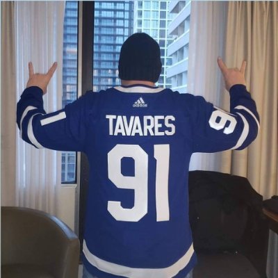 #LeafsNation account 🍺🍺
I follow back ALL LEAF FANS 💙

Love My Maple Leafs and all things Toronto. No DMs please, I always think it's @TheFordFANatic 😂