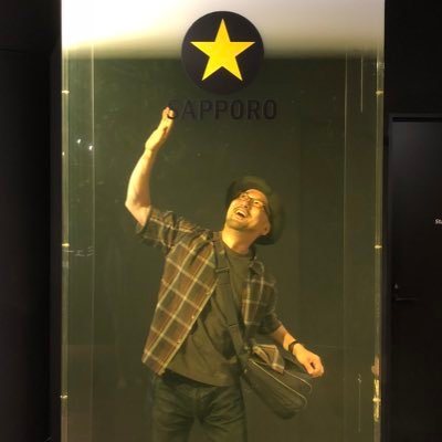 京都。ART COMPLEX企画・演出部・映像製作 ノンバーバルシアターギア演出部と映像製作。2024.5/17~27Alphact presents 『Last Entertainment』脚本・演出・映像