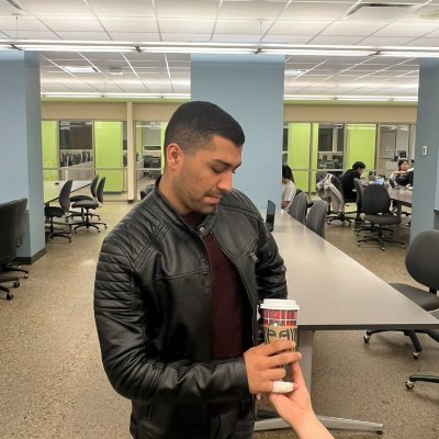 ami_r_'s profile picture. Someday, we will make a better place to stay …