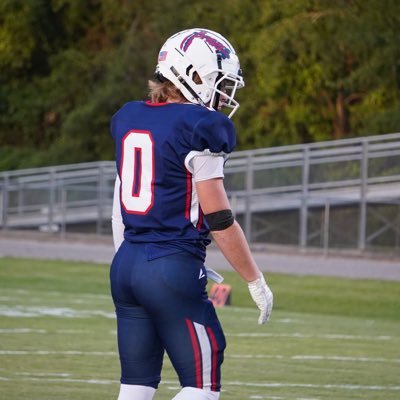 3 sport athlete🏈⚾️🏀, 5’11,180 C/O 2027, LB,Edge,H-back,2X Carolina Bowl alum,EMAIL: poolec5449@stu.chesterfield https://t.co/hmikxDqg6v