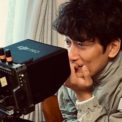 北海道でオクラホマというコンビで活動。YouTubeいろひろいで1人映像制作。北方領土動画コンテスト優秀賞https://t.co/7aOwP3Xbe6 HFFF上映作品いろひろいVer https://t.co/3eKov2mUFk CM作品https://t.co/hRwwNF0wq4