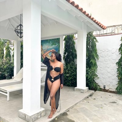 reynese's profile picture. business ig: @raynboutiquett