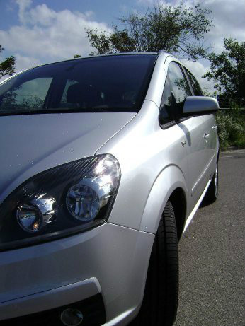 Stillekracht's profile picture. Zelfstandige ondernemer in elekrotechnische installaties En gek op m'n Nikon