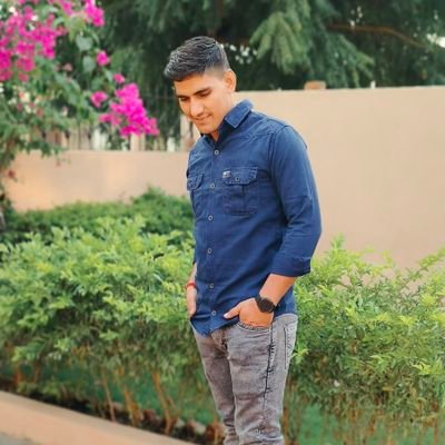 lokeshgill7733's profile picture. 